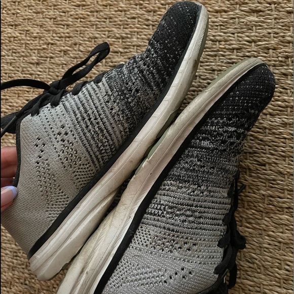 APL Techloom Pro Sneaker in Black, Heather Grey & White | Women’s Size 8 - Picture 4 of 8